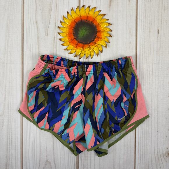 Nike Dri-FIT Girls Running Shorts S 8/10 - Picture 1 of 3